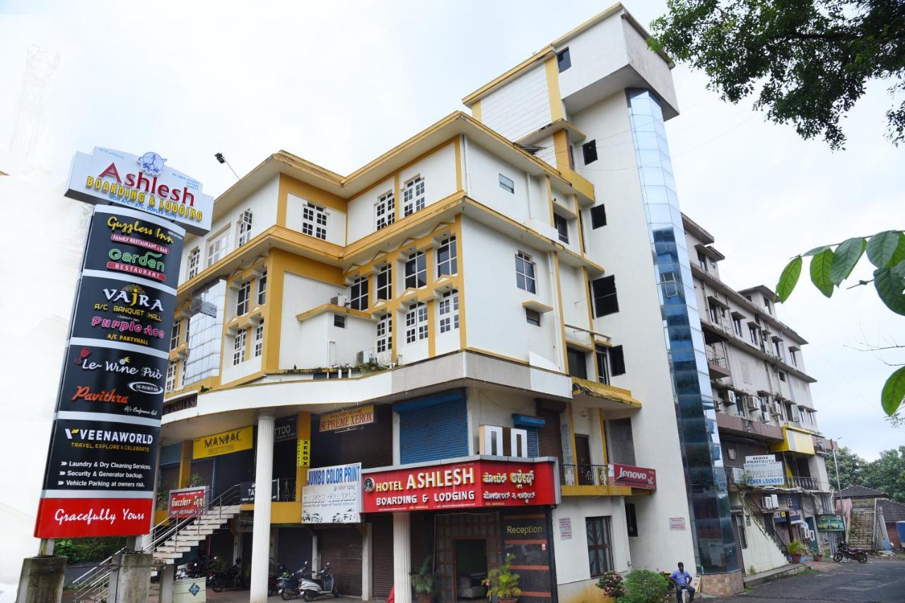 Hotel Ashlesh Manipal Buitenkant foto