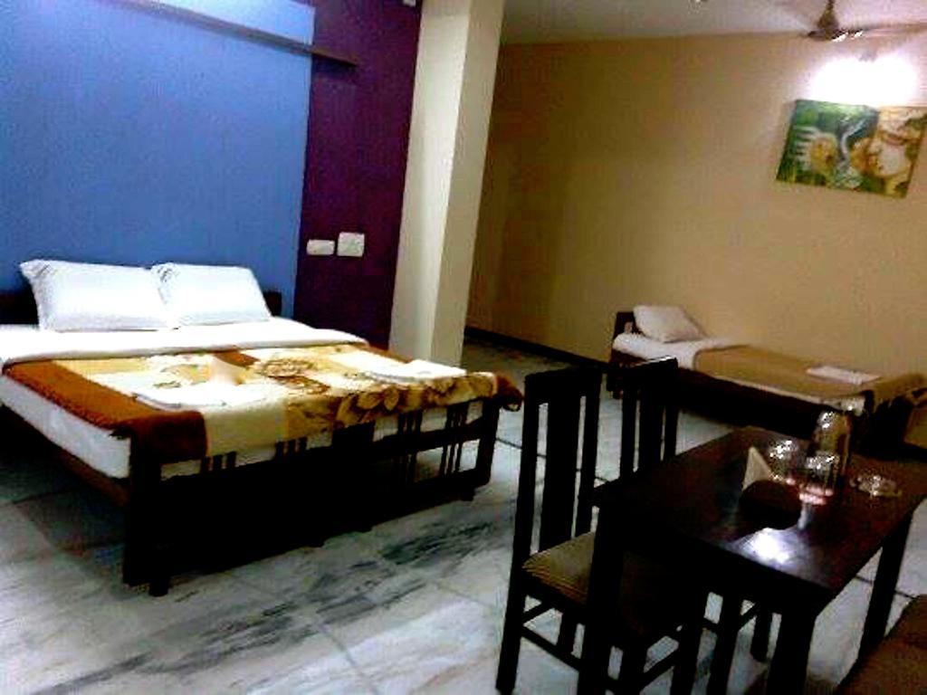 Hotel Ashlesh Manipal Buitenkant foto